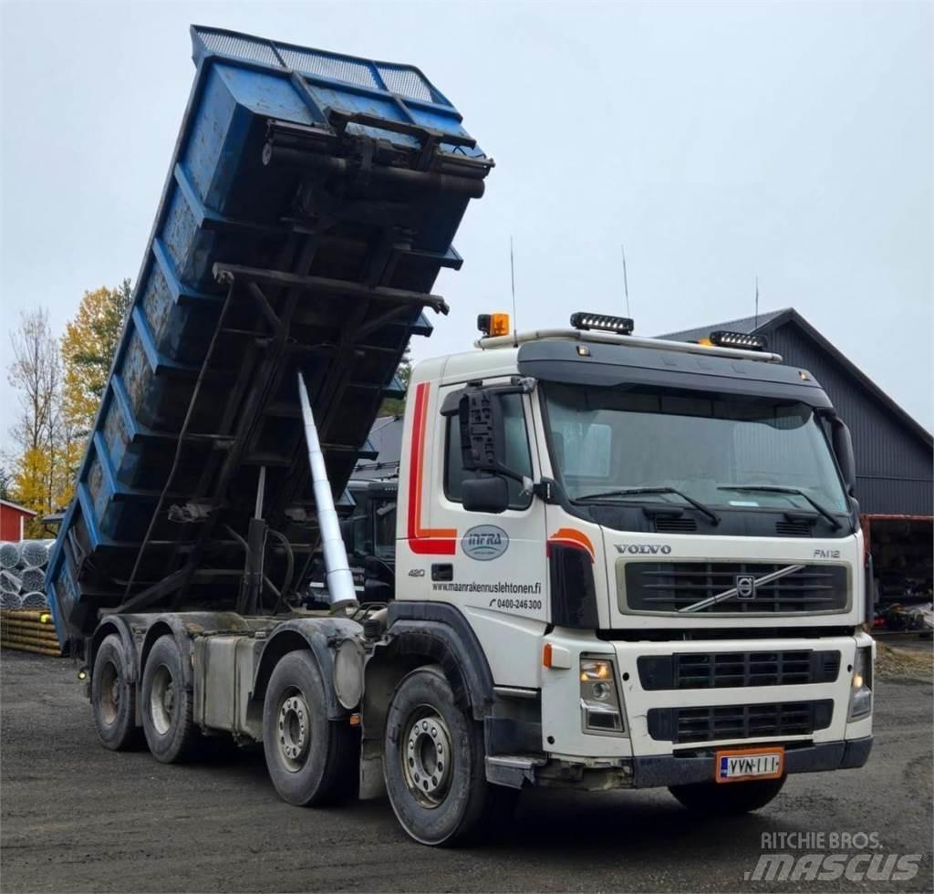 Volvo FM12 8X4 工程吊钩车