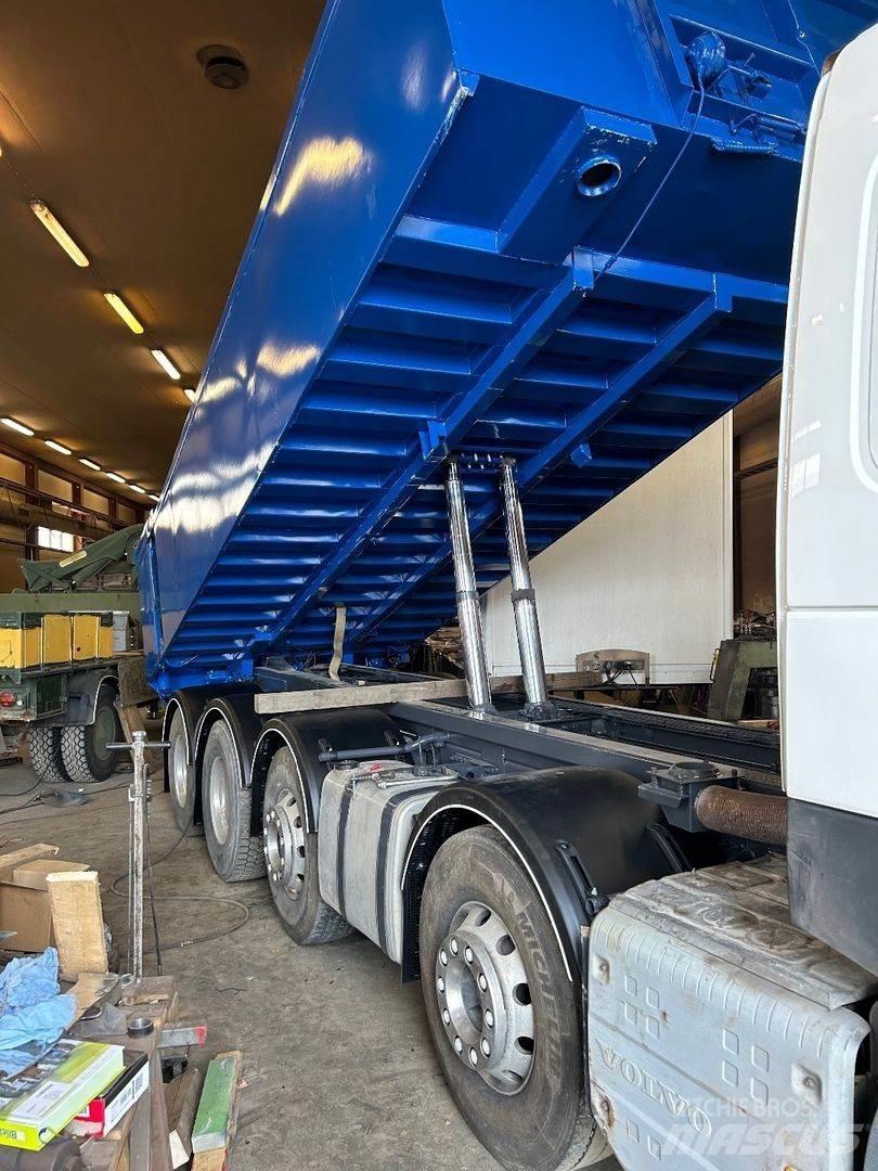 Volvo FMX 540 自卸式货车