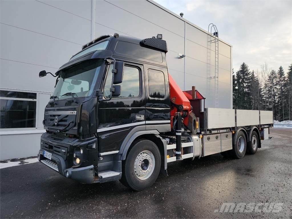 Volvo FMX 6x2 起重车