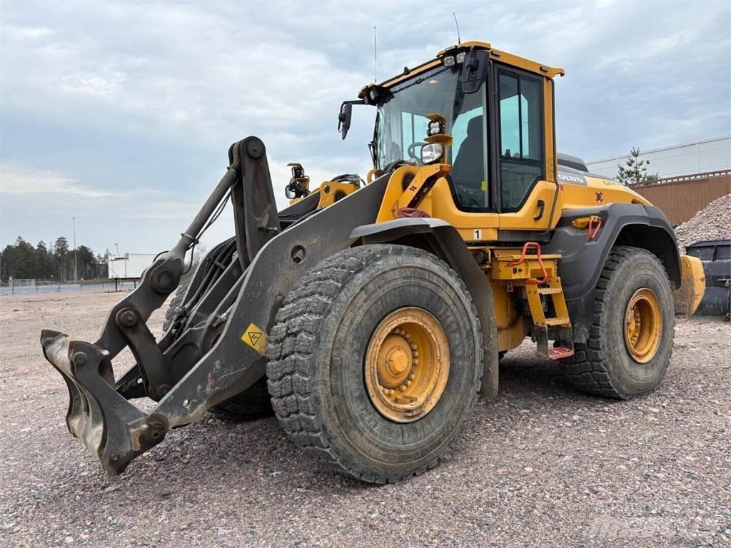 Volvo L 120 H 轮式装载机