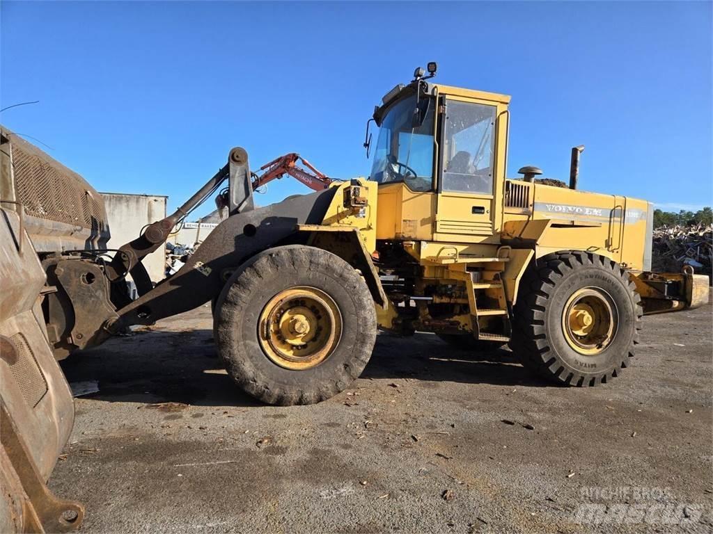 Volvo L120C 轮式装载机