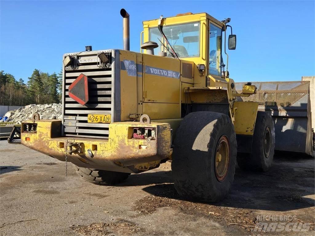 Volvo L120C 轮式装载机