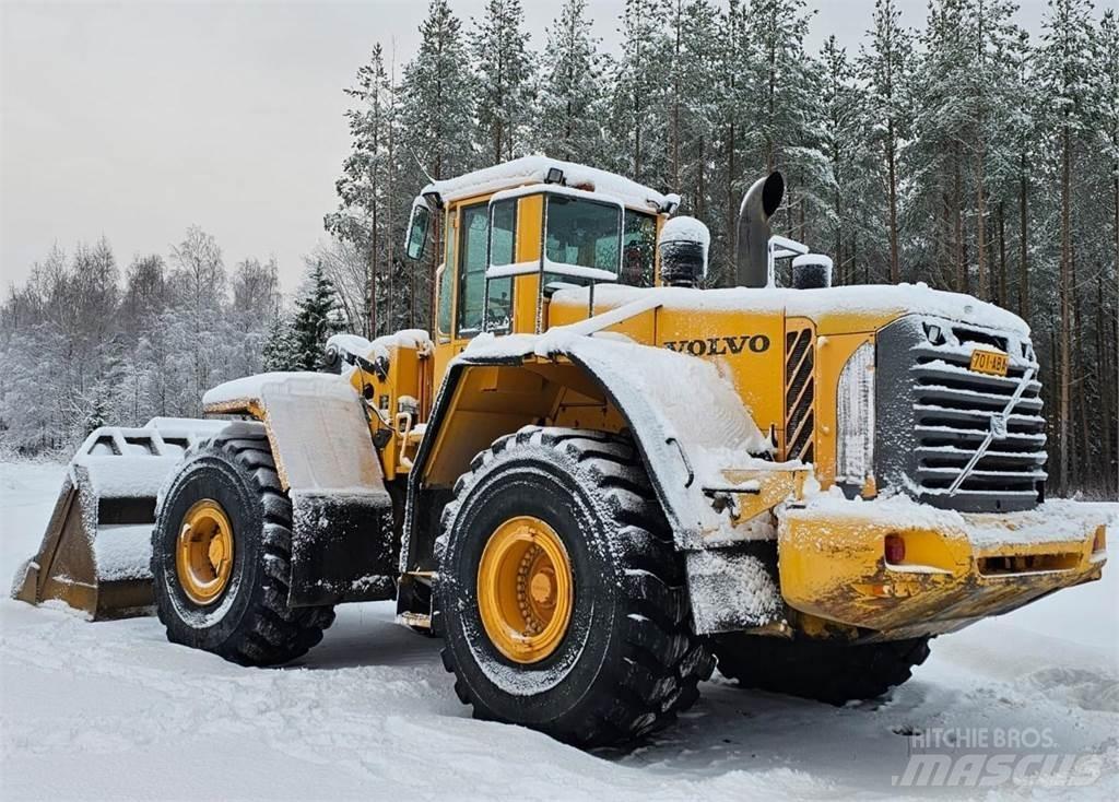 Volvo L220E 轮式装载机