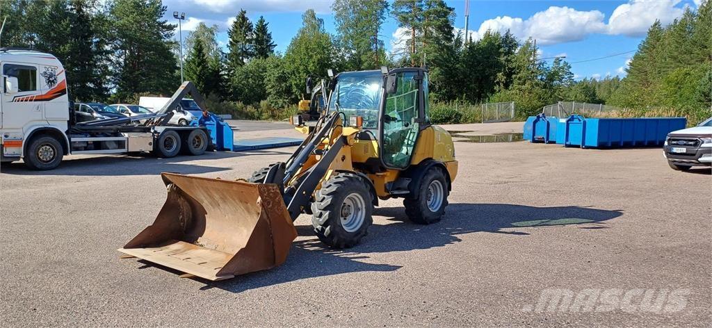 Volvo L25B-P 轮式装载机