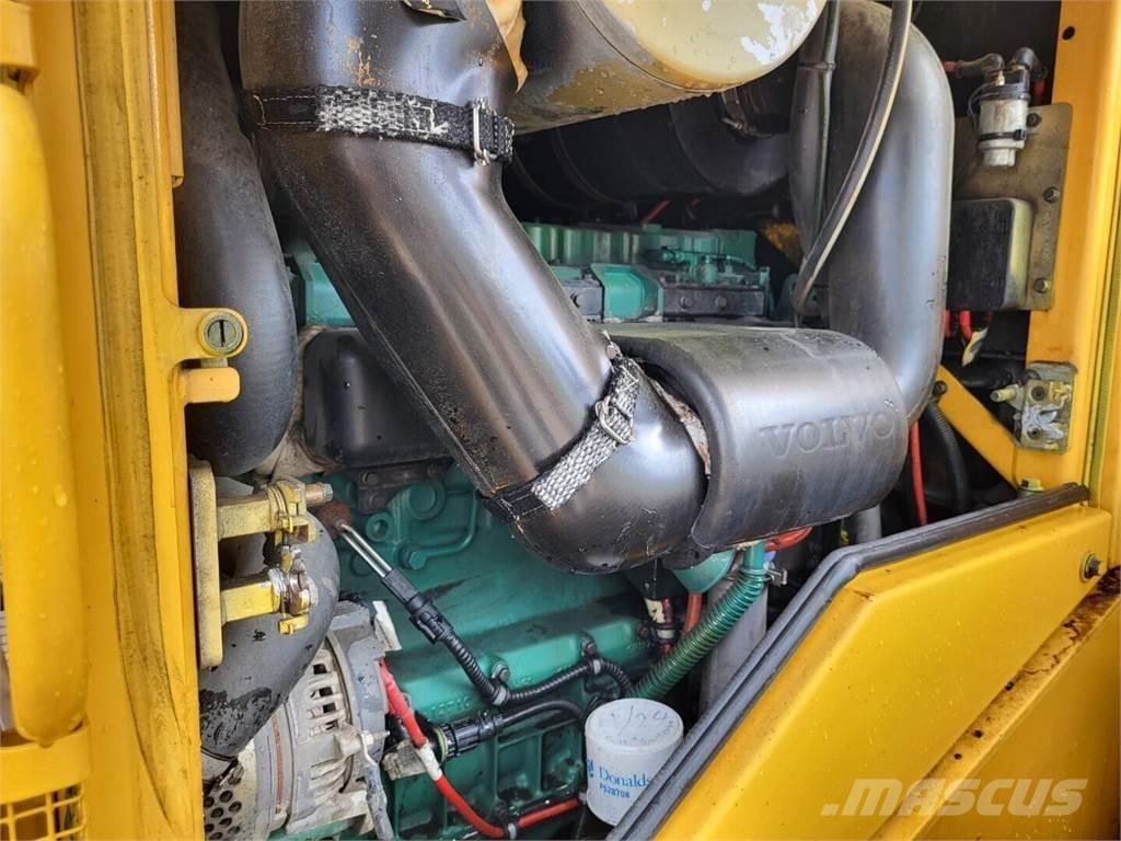 Volvo L60F 轮式装载机