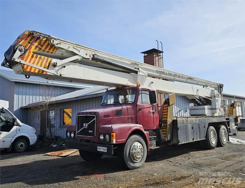 Volvo N7 6x2 起重车