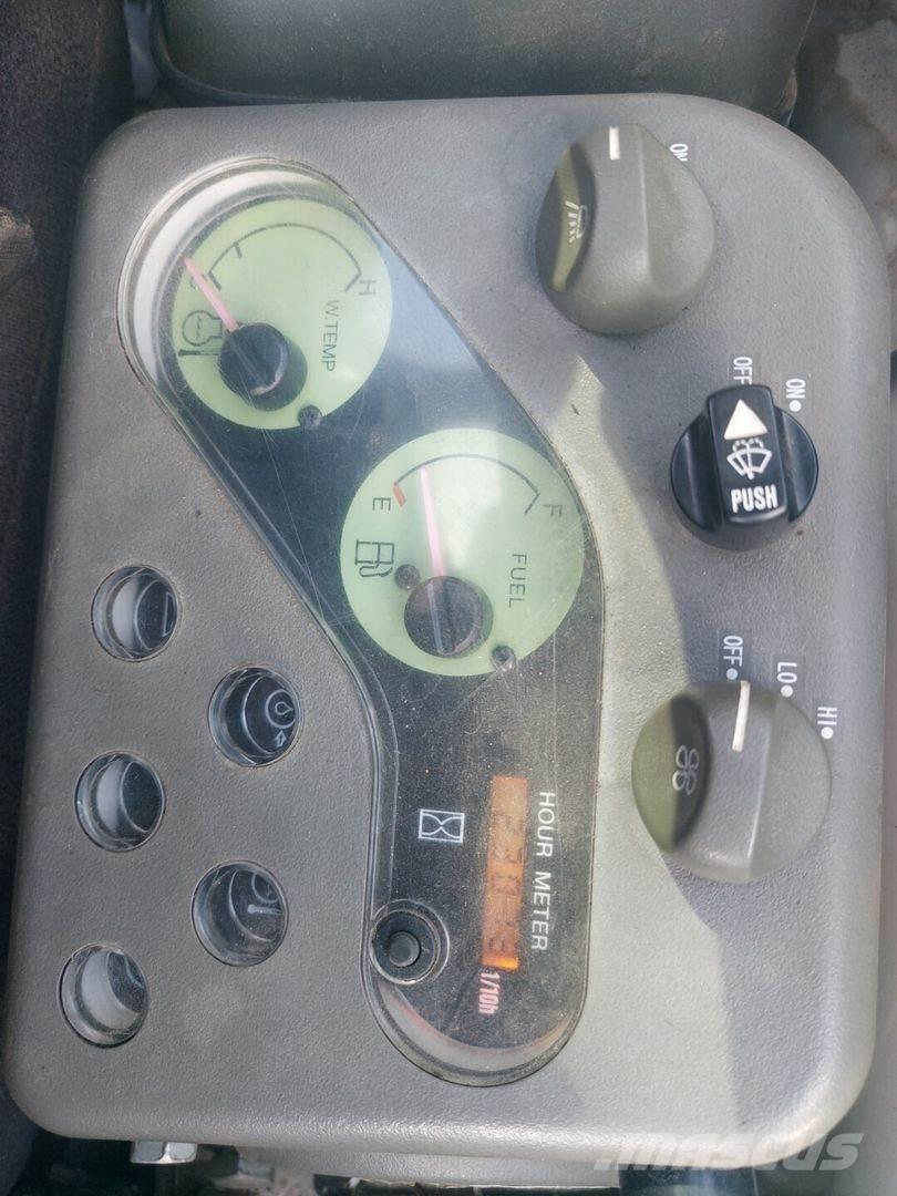 Yanmar Vio25 小型挖掘机