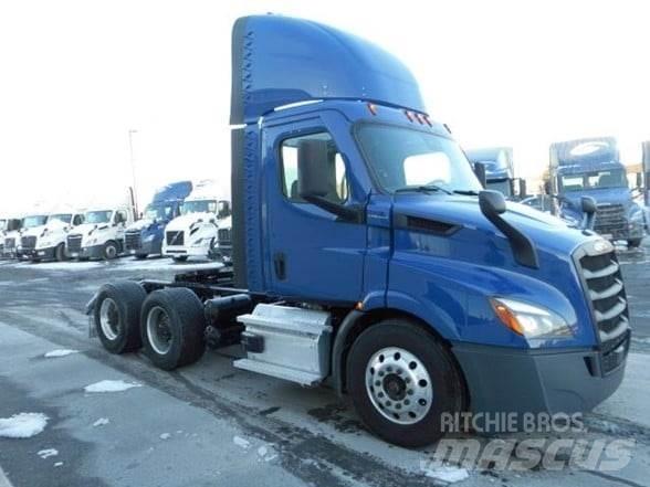 Freightliner CASCADIA 116 牵引车