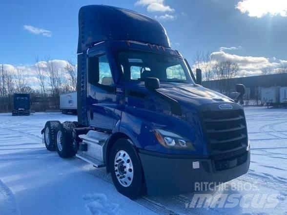 Freightliner CASCADIA 116 牵引车