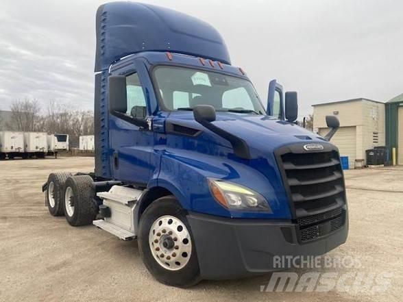 Freightliner CASCADIA 116 牵引车