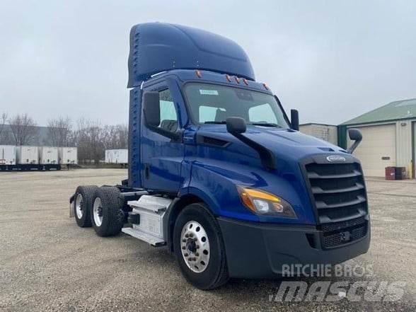 Freightliner CASCADIA 116 牵引车