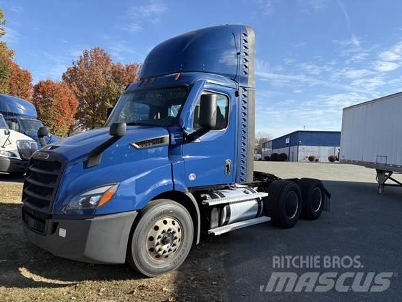 Freightliner CASCADIA 116 牵引车