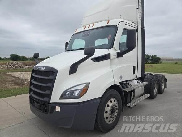 Freightliner CASCADIA 116 牵引车