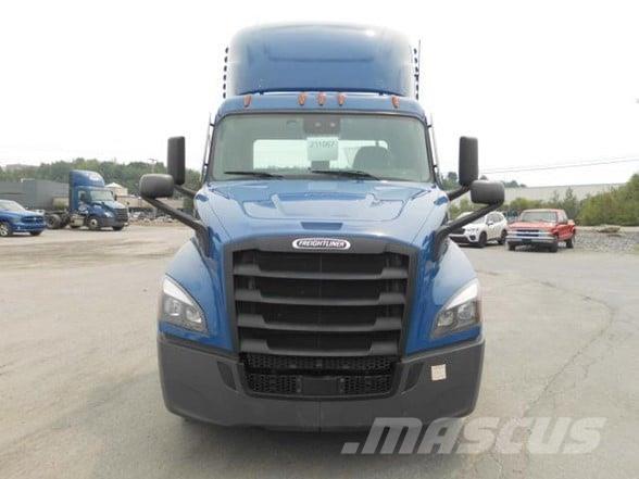 Freightliner CASCADIA 116 牵引车