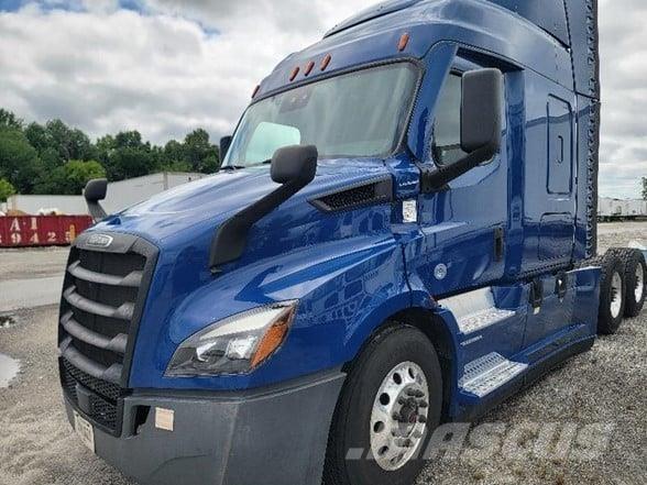 Freightliner CASCADIA 116 牵引车