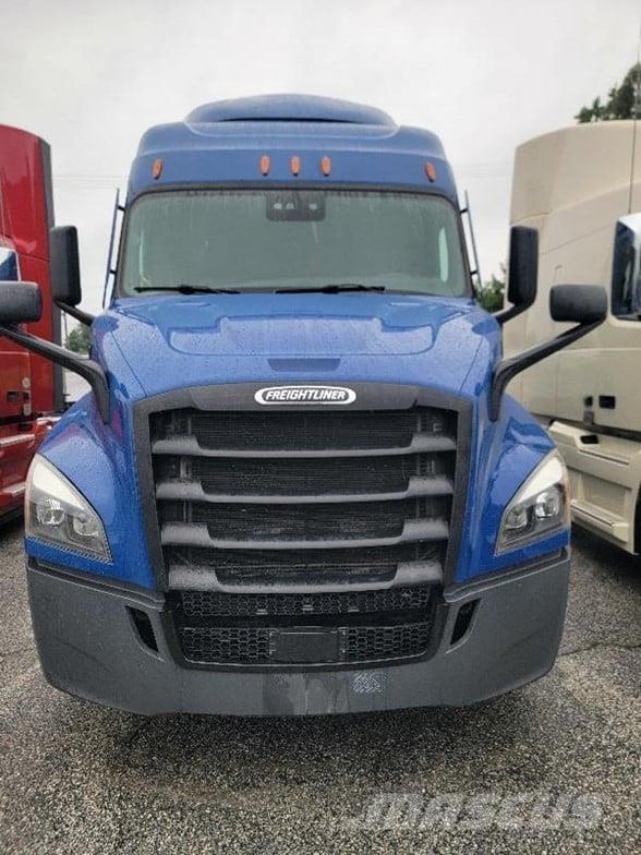 Freightliner CASCADIA 116 牵引车