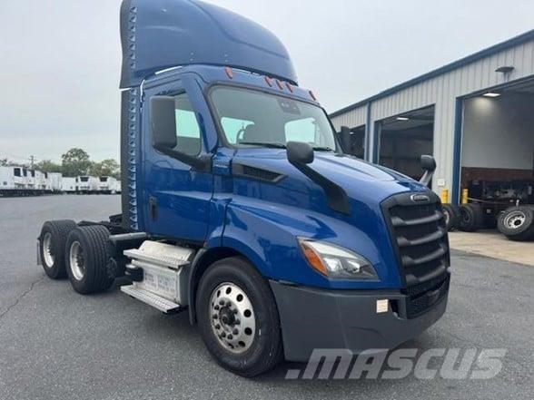 Freightliner CASCADIA 116 牵引车