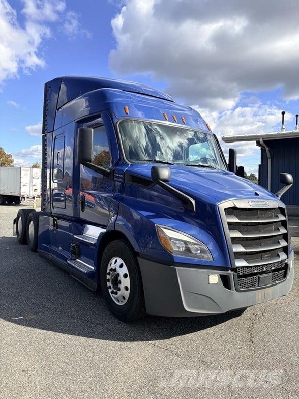 Freightliner CASCADIA 116 牵引车