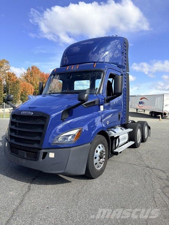 Freightliner CASCADIA 116 牵引车