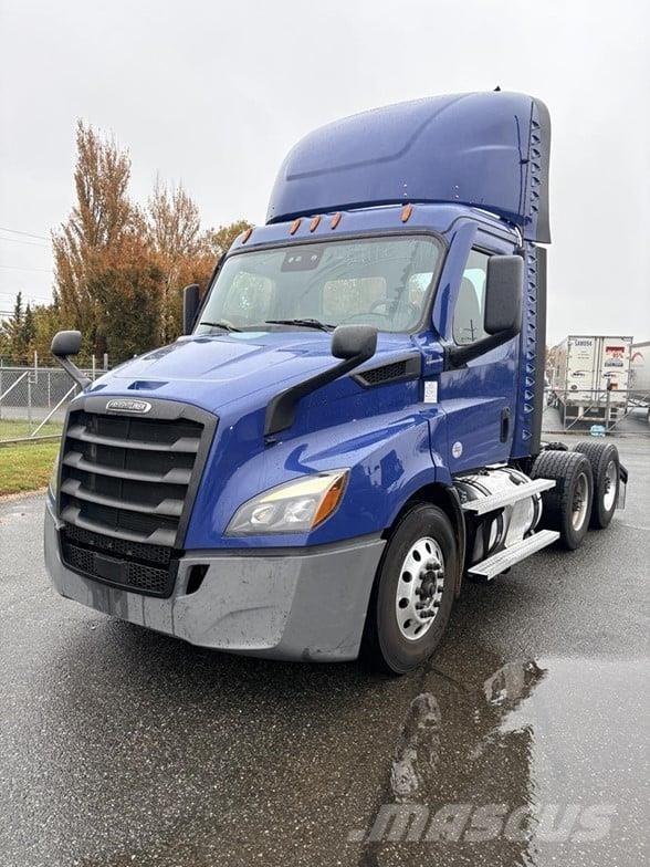Freightliner CASCADIA 116 牵引车