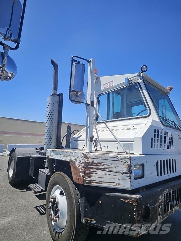Kalmar OTTAWA 4X2 OFF-ROAD 码头牵引车