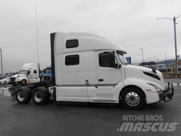 Volvo VNL64T860 牵引车