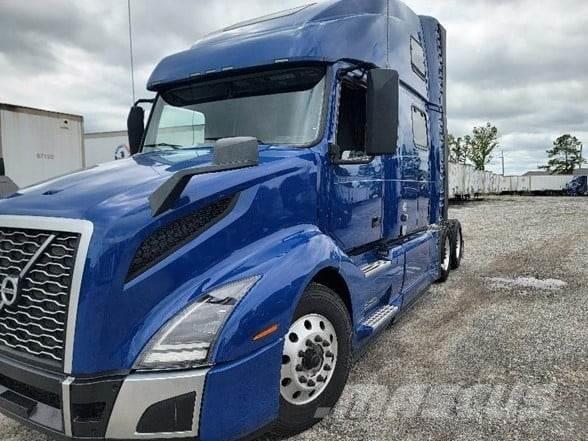 Volvo VNL64T860 牵引车