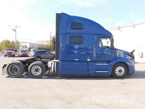Volvo VNL64T860 牵引车