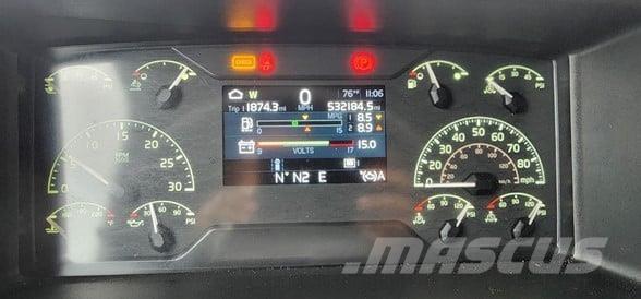 Volvo VNL64T860 牵引车