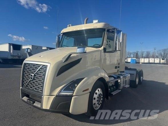 Volvo VNR64T300 牵引车