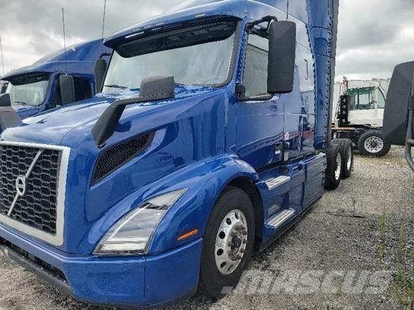 Volvo VNR64T640 牵引车