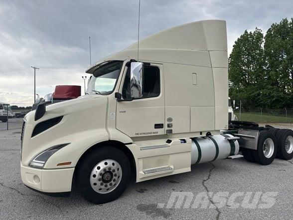 Volvo VNR64T640 牵引车