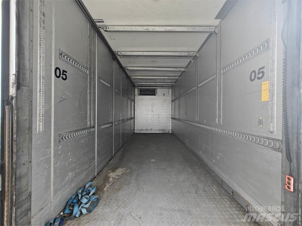 PLS SKÅP 厢式货车