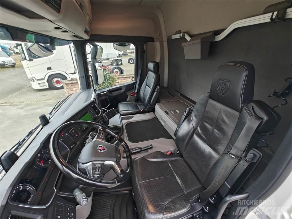 Scania P280 厢式货车