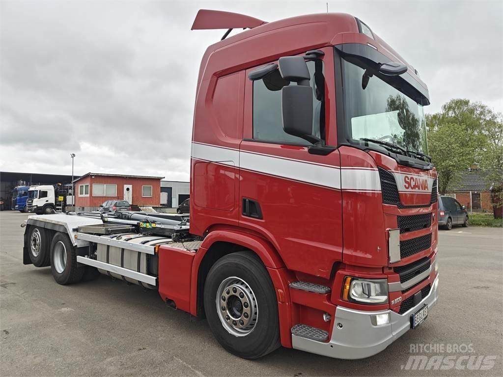 Scania R500 工程吊钩车
