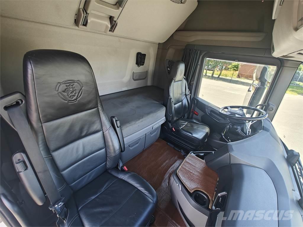 Scania R540 牵引车