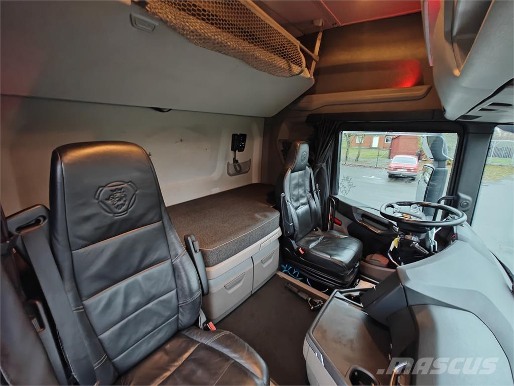 Scania R540 牵引车