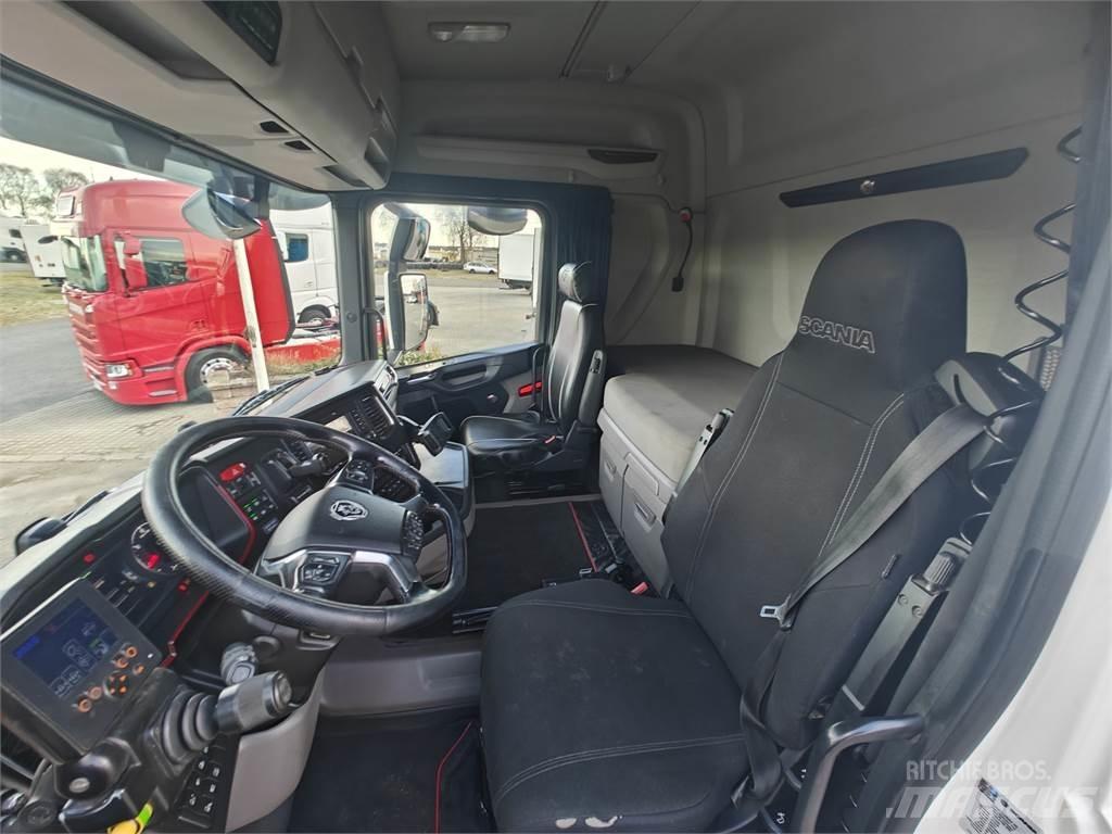 Scania R580 工程吊钩车
