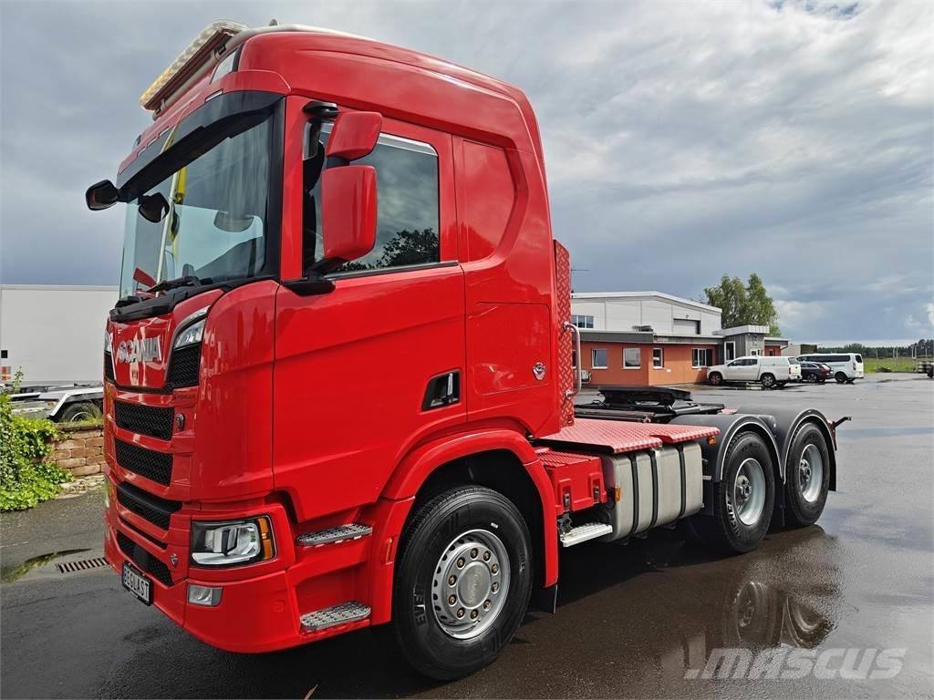 Scania R580 牵引车