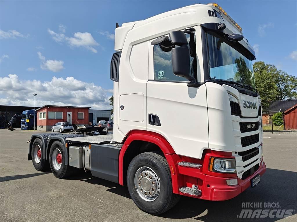 Scania R580 牵引车