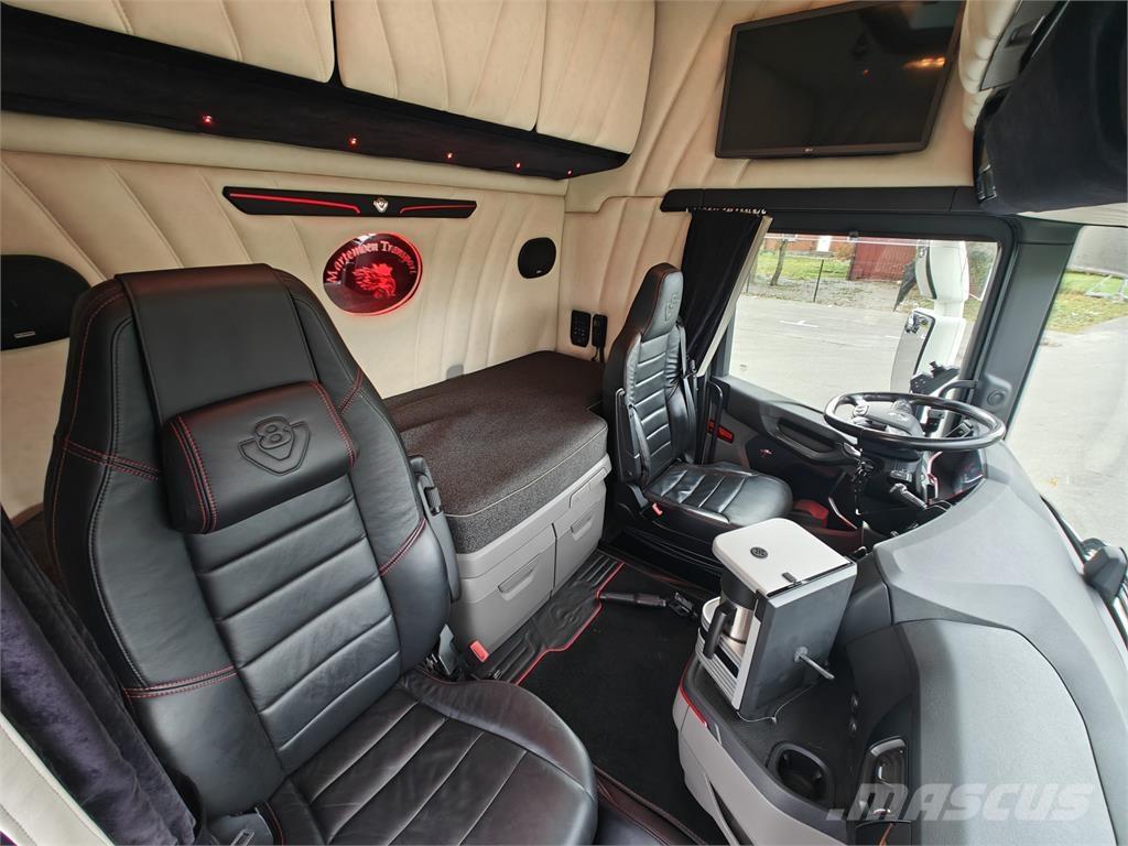 Scania R660 工程吊钩车