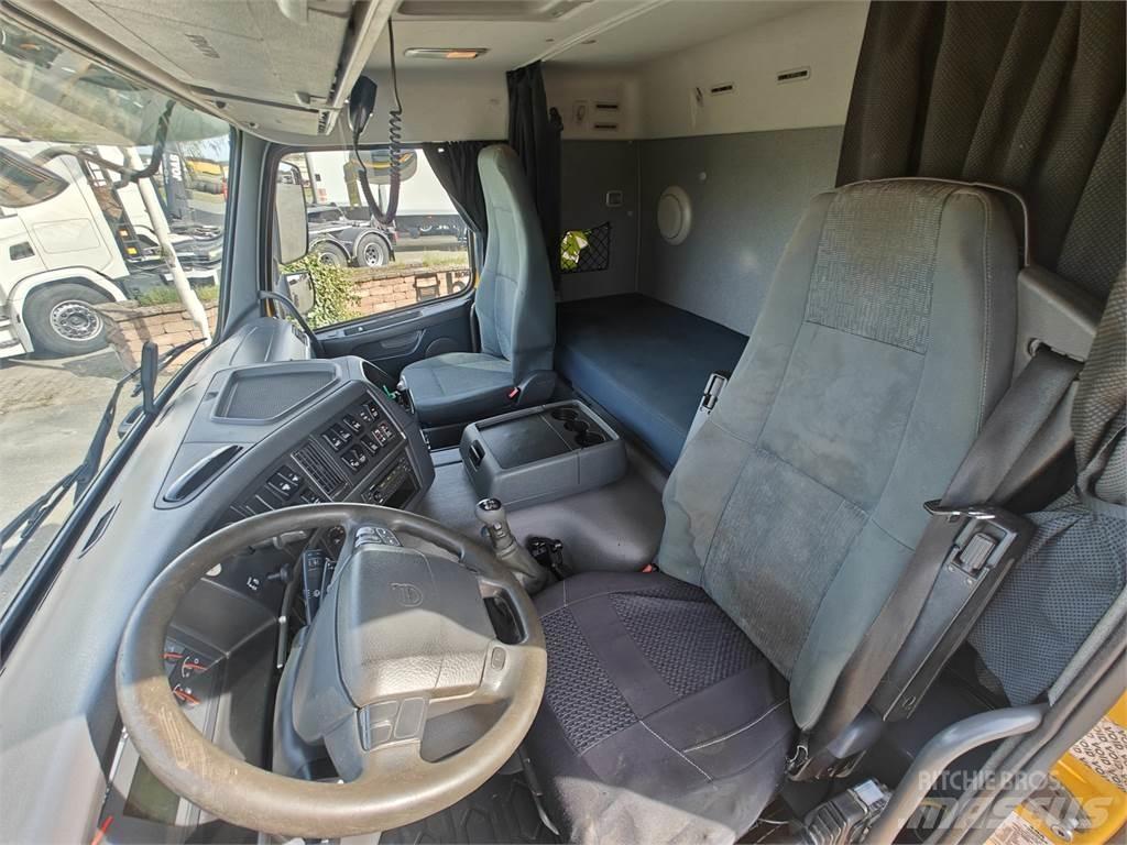 Volvo FMX460 工程吊钩车