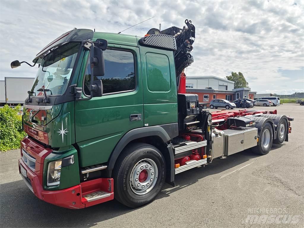 Volvo FMX460 起重车