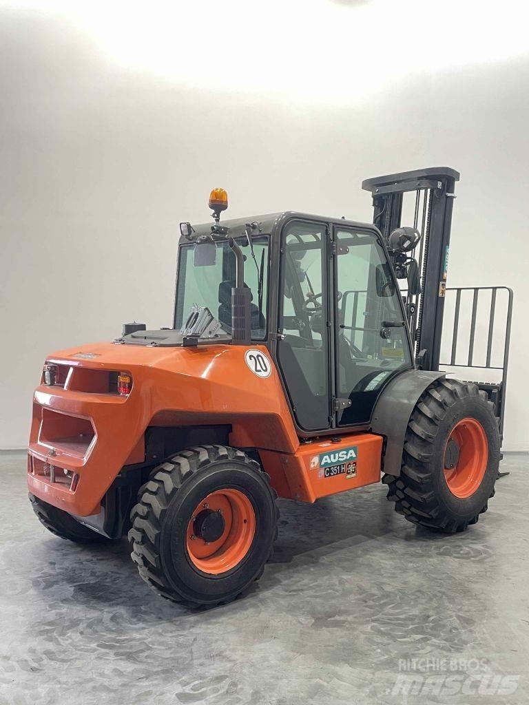 Ausa C351HX4 越野叉车|叉装车