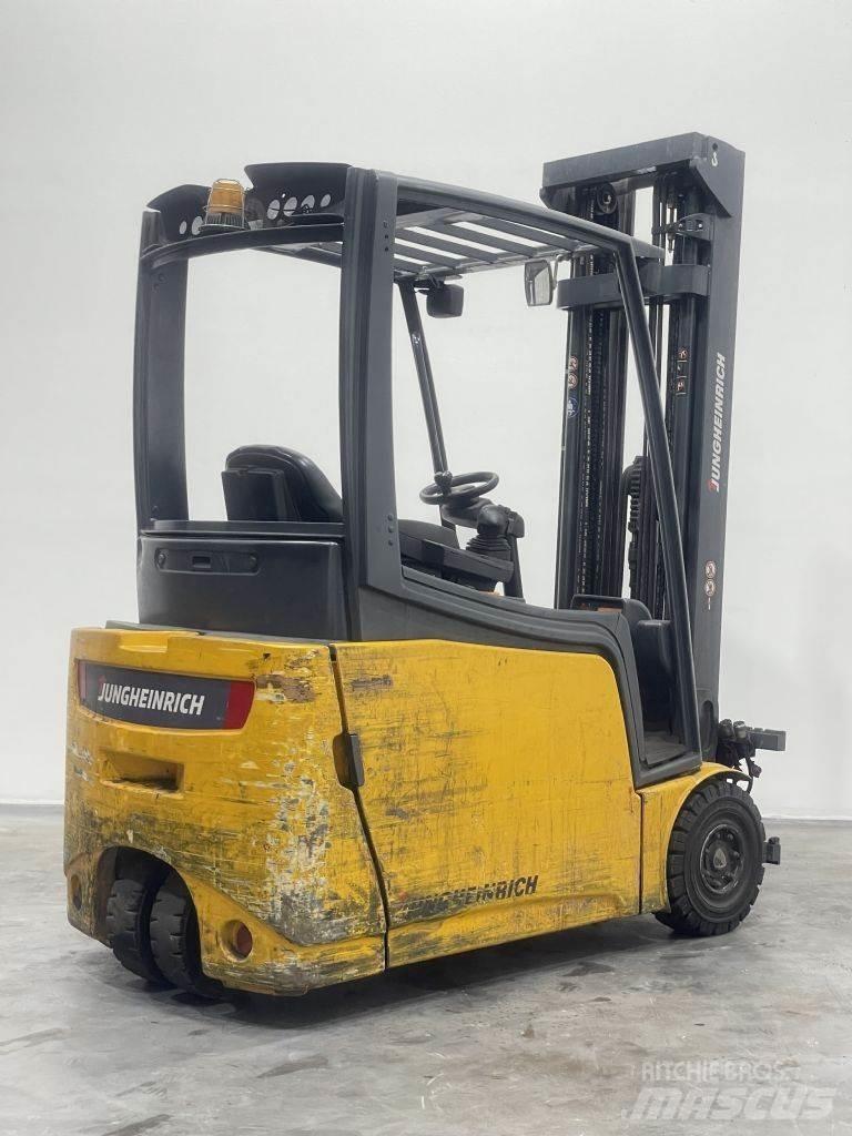 Jungheinrich EFG 216 电动叉车