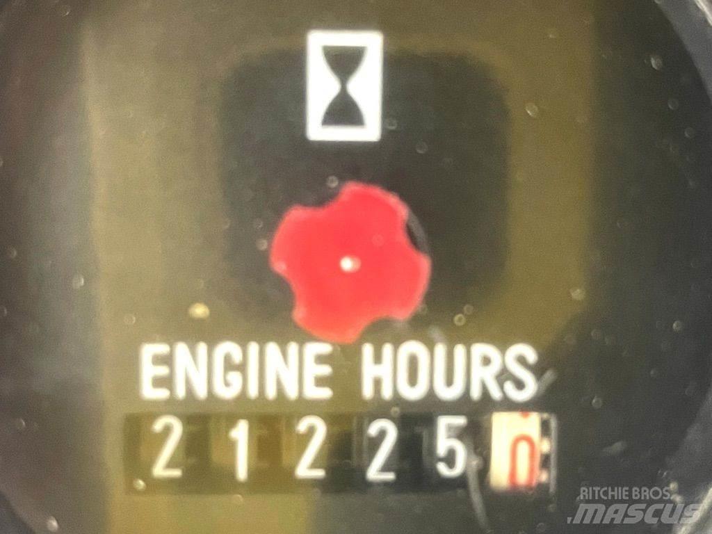 Kalmar DSA 40/14 侧卸式铲车