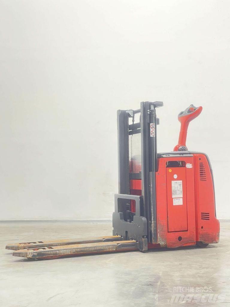 Linde D12-133 手推堆垛车