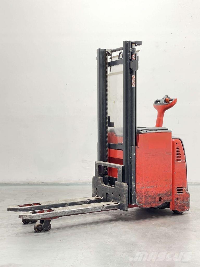 Linde D12-133 手推堆垛车