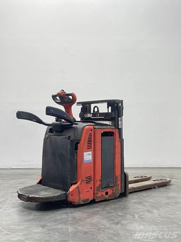 Linde D12AP 手推堆垛车