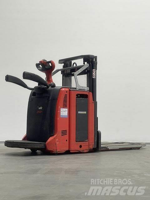 Linde D12HPAP 手推堆垛车